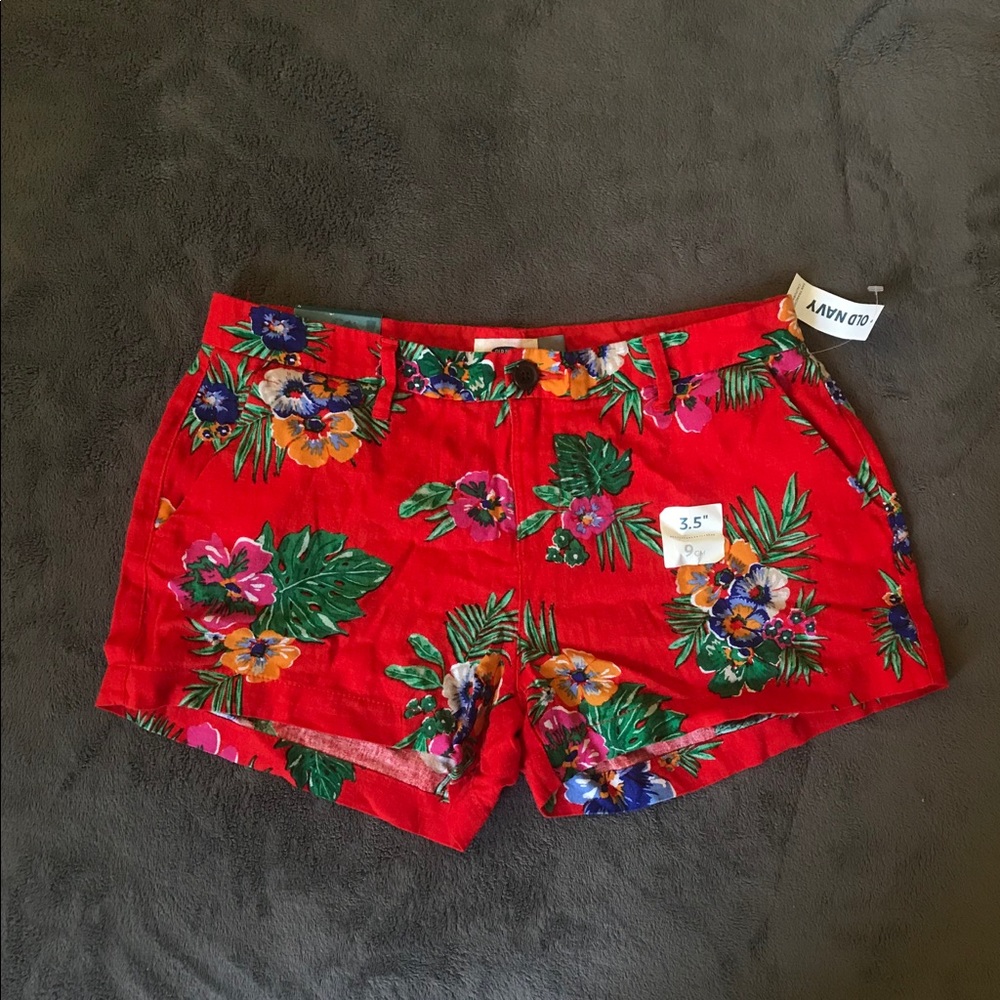 Old Navy 3.5” Red Shorts with Floral Print